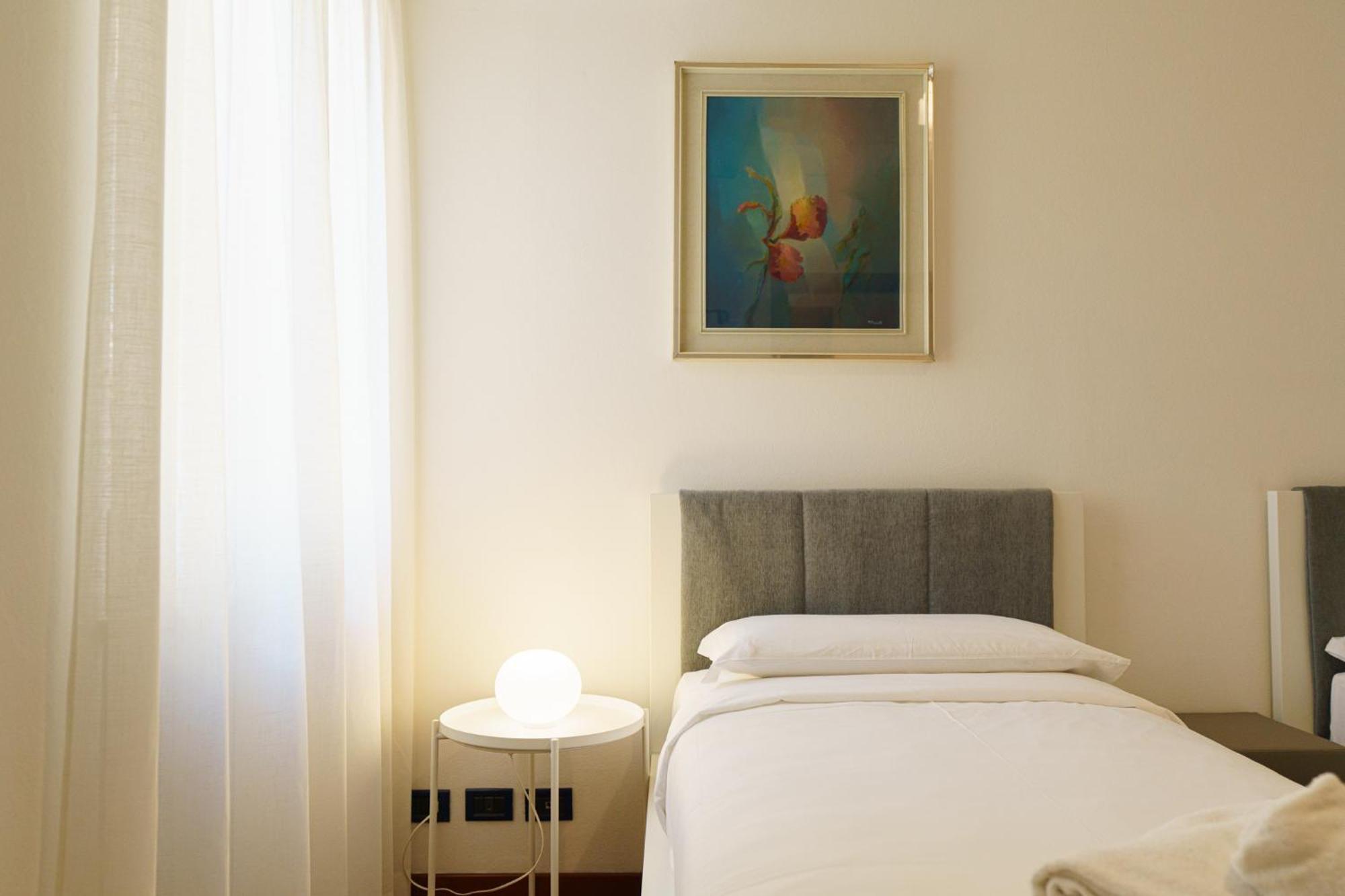 Domus Verona - Residenza Marconi Buitenkant foto